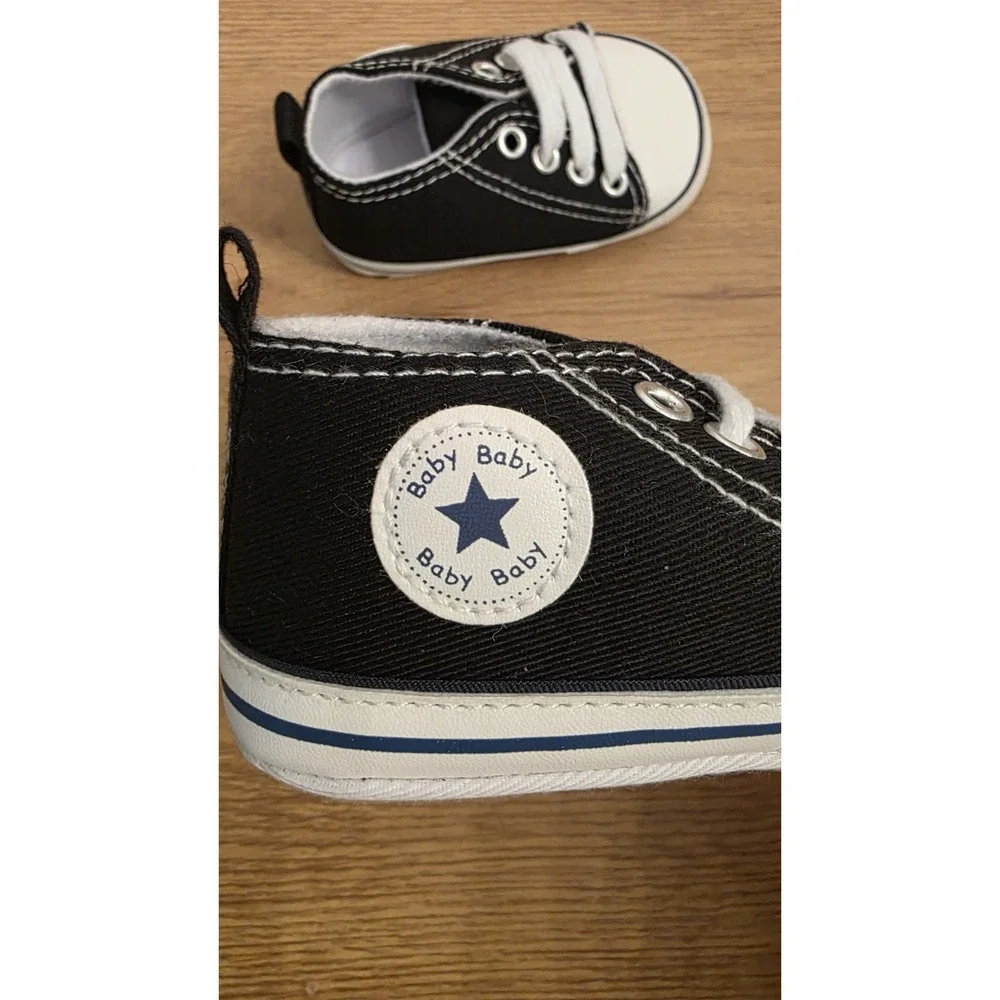 Baby Baby Black White Star Low Top Canvas Sneaker Lace Up Shoes Size 2 New